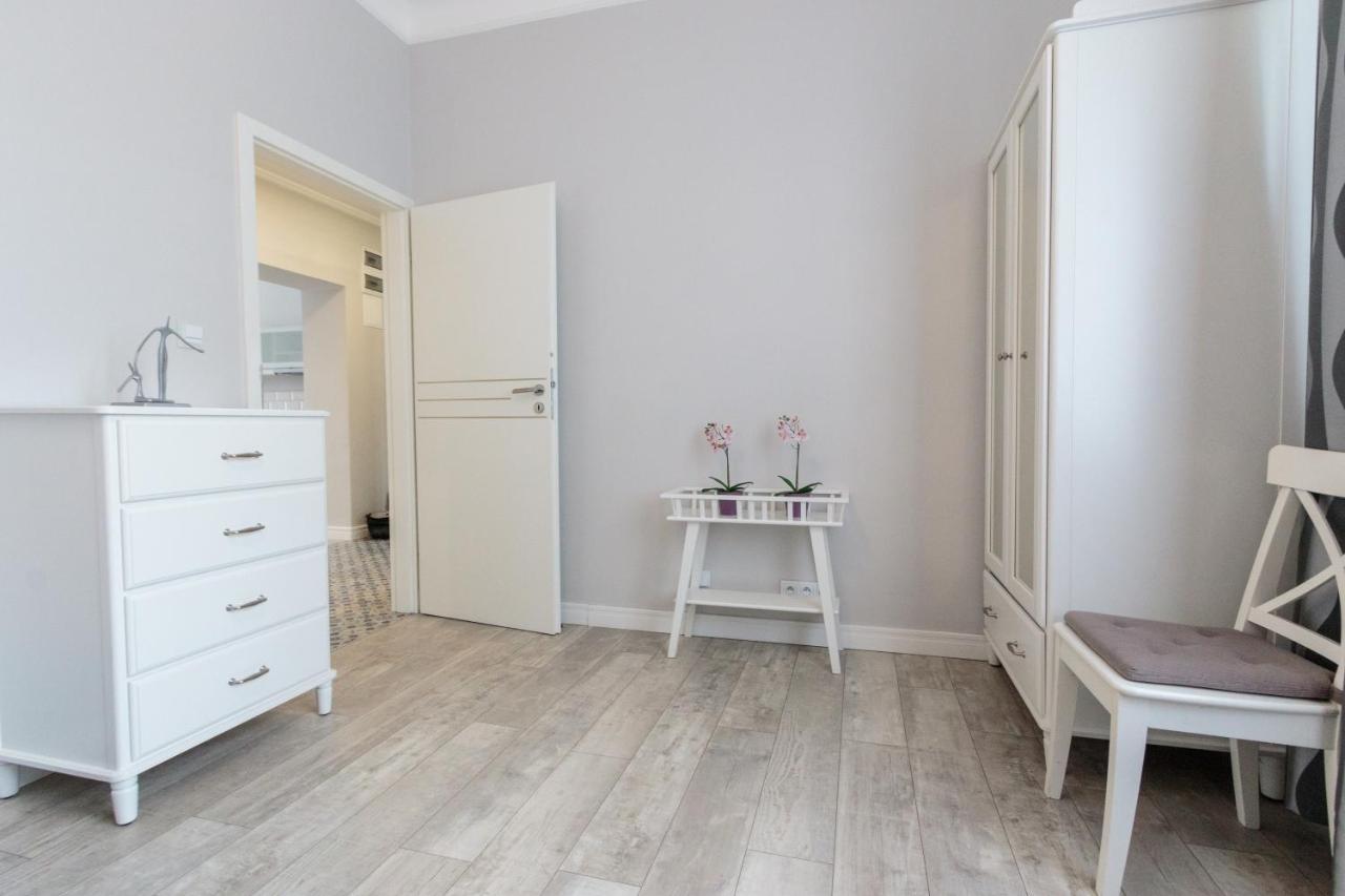 Rental Apartments Krochmalna Warszawa Zewnętrze zdjęcie